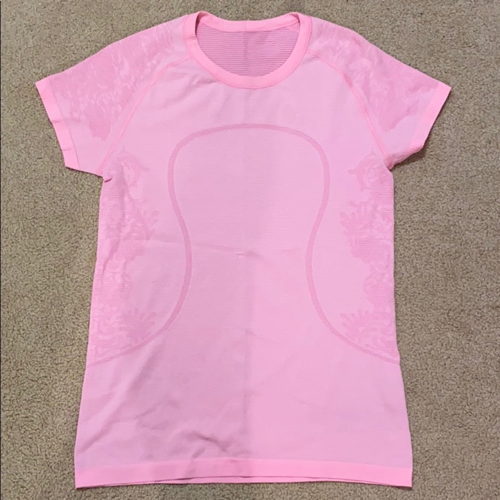 Lululemon pink swiftly tech short sleeve